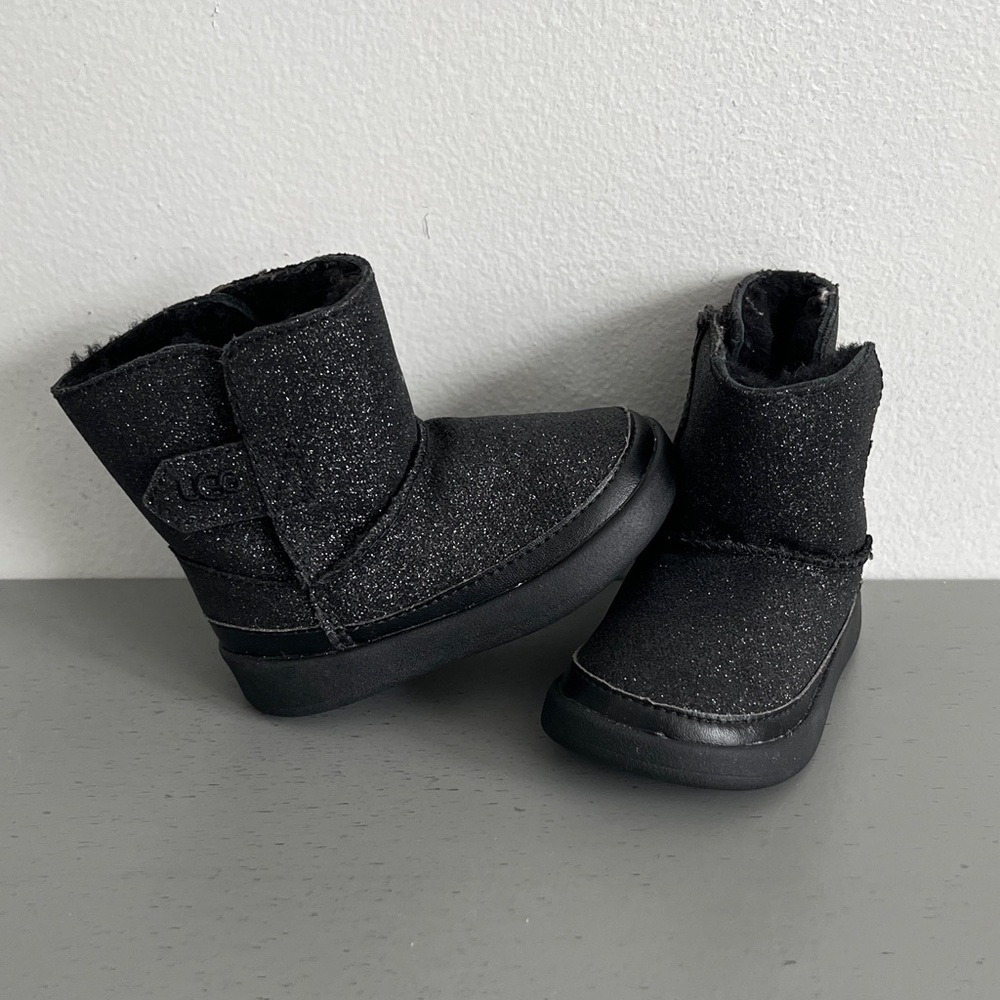 UGG Kids Boots Sz 4 5 Keelan Glitter Ankle Booties Toddler Black Crib Sparkle